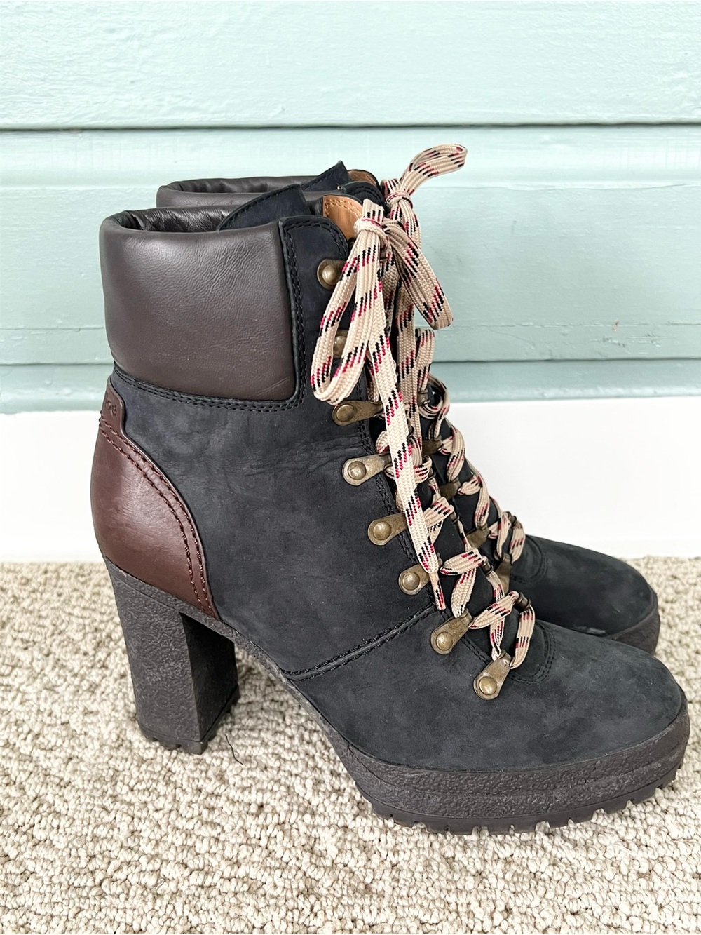 See by Chloe Eileen heeled lace up hiking style boots bootie fall leather 9/9.5